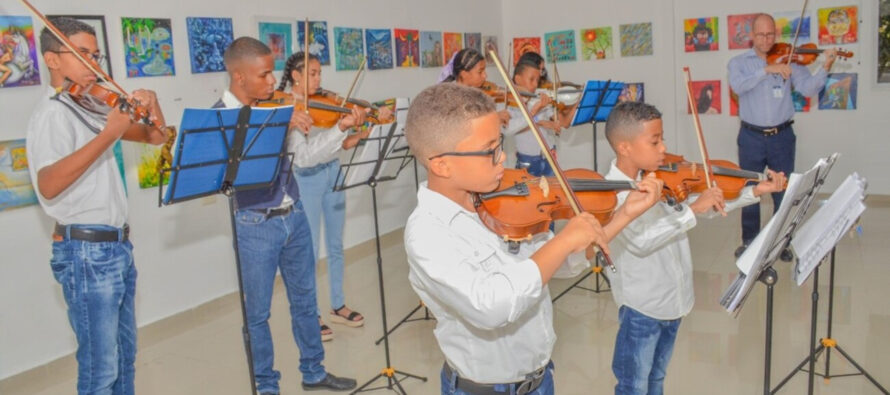 Estudiantes de las escuelas de Bellas Artes serán acreditados como bachilleres en Bellas Artes